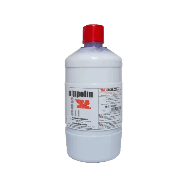 Bottiglia di isolante acril-silossanico Isosil per edilizia.